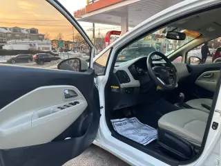 2013 Kia Rio 5-Door LX
