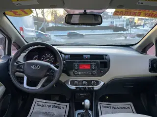 2013 Kia Rio 5-Door LX