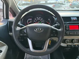 2013 Kia Rio 5-Door LX