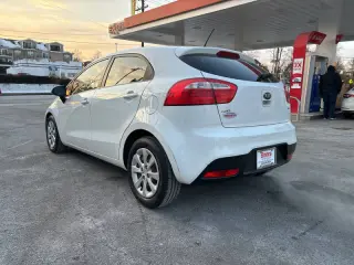 2013 Kia Rio 5-Door LX