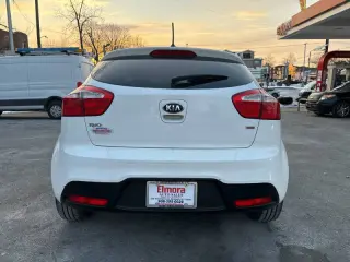 2013 Kia Rio 5-Door LX