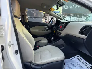 2013 Kia Rio 5-Door LX