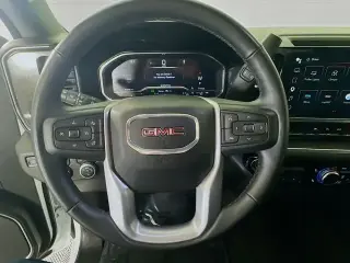 GMC Sierra 1500 2025 4x2 SLT 4dr Crew Cab 5.8 ft. SB