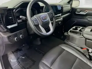 GMC Sierra 1500 2025 4x2 SLT 4dr Crew Cab 5.8 ft. SB