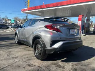 2019 Toyota C-HR LE