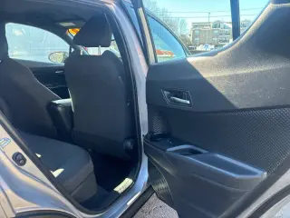 2019 Toyota C-HR LE
