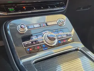Lincoln Nautilus 2023 AWD Reserve 4dr SUV