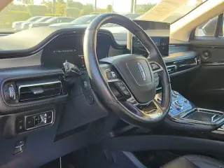 Lincoln Nautilus 2023 AWD Reserve 4dr SUV
