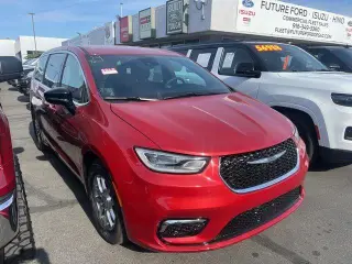Chrysler Pacifica 2025 Select 4dr Mini-Van