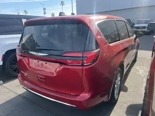 Chrysler Pacifica 2025 Select 4dr Mini-Van