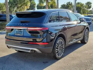 Lincoln Corsair 2022 Reserve 4dr SUV