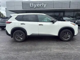 Nissan Rogue 2023 S 4dr Crossover