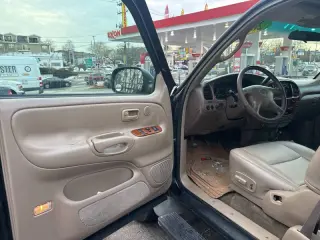 2002 Toyota Tundra Limited V8