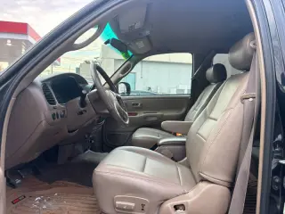 2002 Toyota Tundra Limited V8
