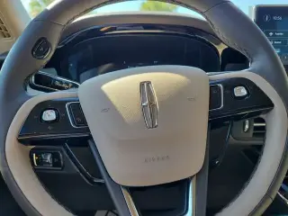 Lincoln Corsair 2024 Premiere 4dr SUV