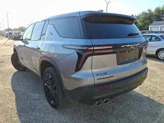 Chevrolet Traverse 2024 LS 4dr SUV w/1LS