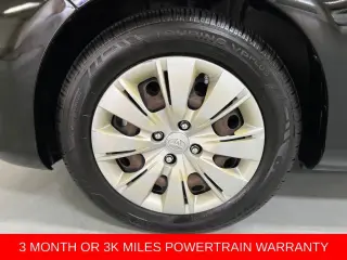 2012 Toyota Yaris LE
