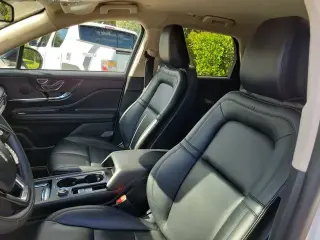 Lincoln Corsair 2024 Premiere 4dr SUV
