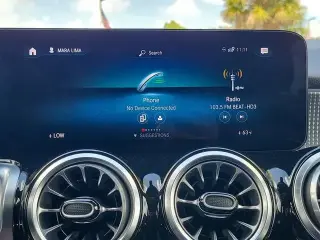 Mercedes-Benz GLB 2023 GLB 250 4dr SUV