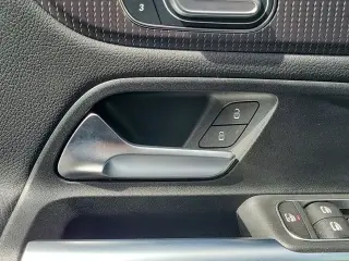 Mercedes-Benz GLB 2023 GLB 250 4dr SUV