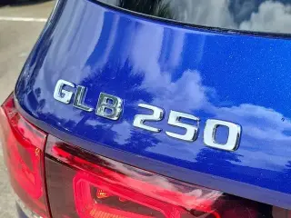 Mercedes-Benz GLB 2023 GLB 250 4dr SUV