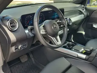 Mercedes-Benz GLB 2023 GLB 250 4dr SUV