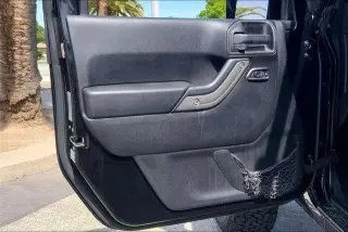 Jeep Wrangler Unlimited 2016 4x4 Sport S 4dr SUV