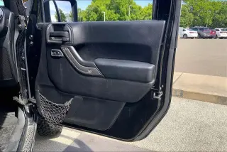 Jeep Wrangler Unlimited 2016 4x4 Sport S 4dr SUV