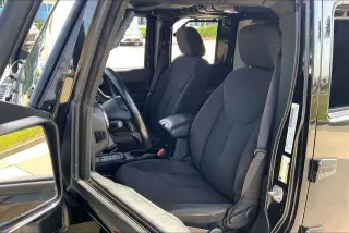 Jeep Wrangler Unlimited 2016 4x4 Sport S 4dr SUV