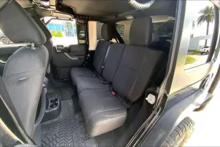 Jeep Wrangler Unlimited 2016 4x4 Sport S 4dr SUV