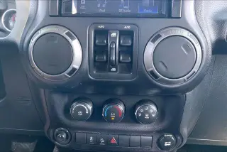 Jeep Wrangler Unlimited 2016 4x4 Sport S 4dr SUV