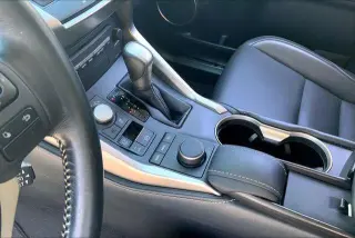 Lexus NX 200t 2017 4dr Crossover