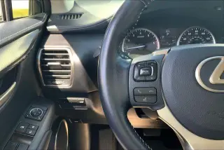 Lexus NX 200t 2017 4dr Crossover