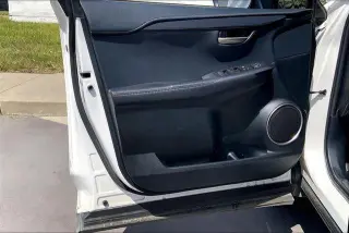Lexus NX 200t 2017 4dr Crossover