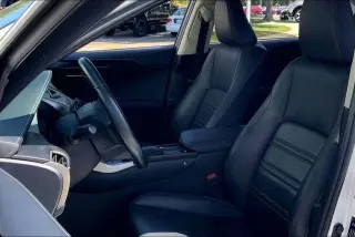 Lexus NX 200t 2017 4dr Crossover