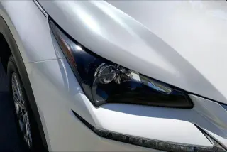 Lexus NX 200t 2017 4dr Crossover