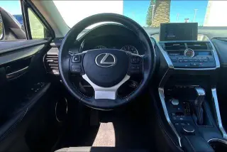 Lexus NX 200t 2017 4dr Crossover