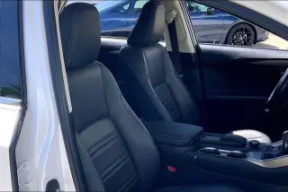 Lexus NX 200t 2017 4dr Crossover