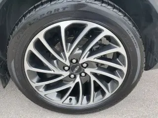 Lincoln Nautilus 2019 Reserve 4dr SUV