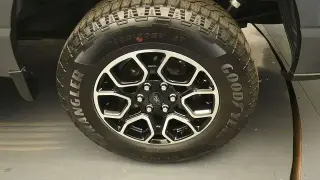 Ford F-150 2023 4x4 Lariat 4dr SuperCrew 5.5 ft. SB