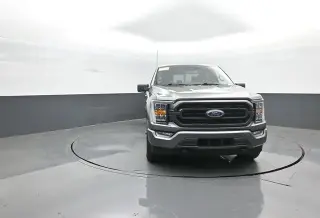 Ford F-150 2023 4x4 Lariat 4dr SuperCrew 5.5 ft. SB