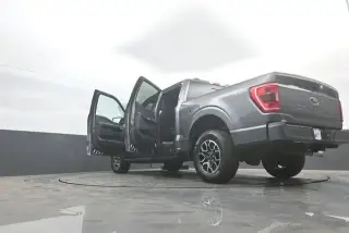 Ford F-150 2023 4x4 Lariat 4dr SuperCrew 5.5 ft. SB