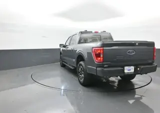 Ford F-150 2023 4x4 Lariat 4dr SuperCrew 5.5 ft. SB