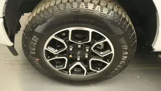 Ford F-150 2022 4x4 XL 4dr SuperCrew 5.5 ft. SB