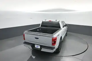 Ford F-150 2022 4x4 XL 4dr SuperCrew 5.5 ft. SB