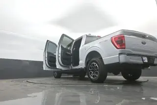 Ford F-150 2022 4x4 XL 4dr SuperCrew 5.5 ft. SB