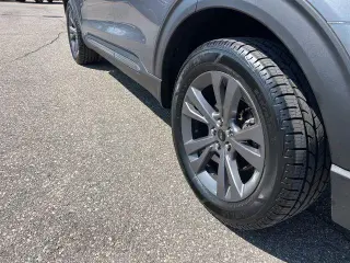 Ford Explorer 2023 AWD XLT 4dr SUV