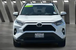 Toyota RAV4 2019 AWD XLE Premium 4dr SUV