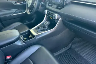 Toyota RAV4 2019 AWD XLE Premium 4dr SUV