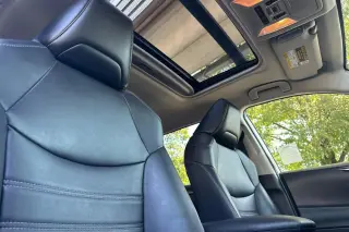 Toyota RAV4 2019 AWD XLE Premium 4dr SUV